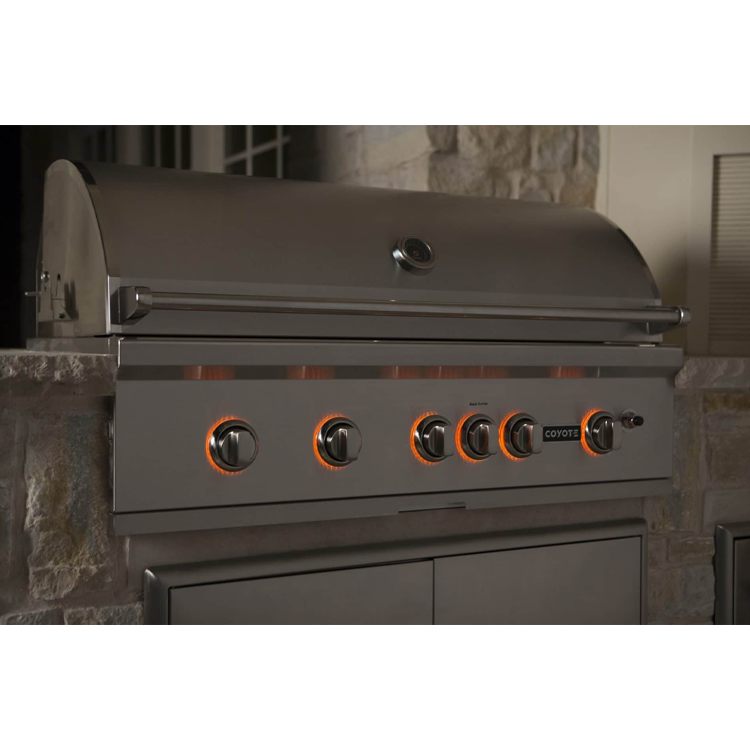 churrasqueira-a-gas-coyote-serie-s-108cm-inox-instalada