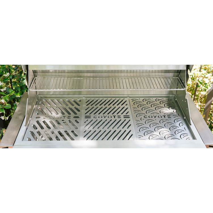 conjunto-de-3-grelhas-signature-grates-c1c28-e-c1sl42-instalada